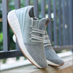 New Balance cruz fresh foam sneakers
